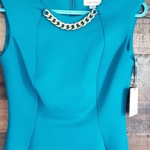 Calvin Klein. Sz2 Teal dress. NWT. Form fitting.